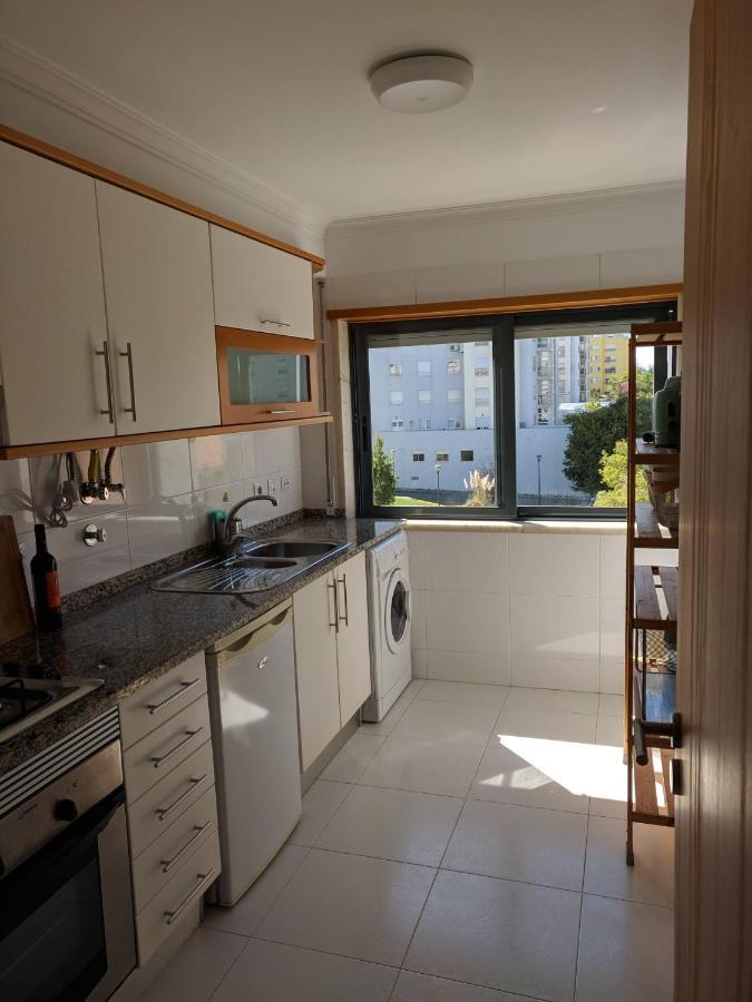 Apartamento Do Paco Do Lumiar Lissabon Buitenkant foto